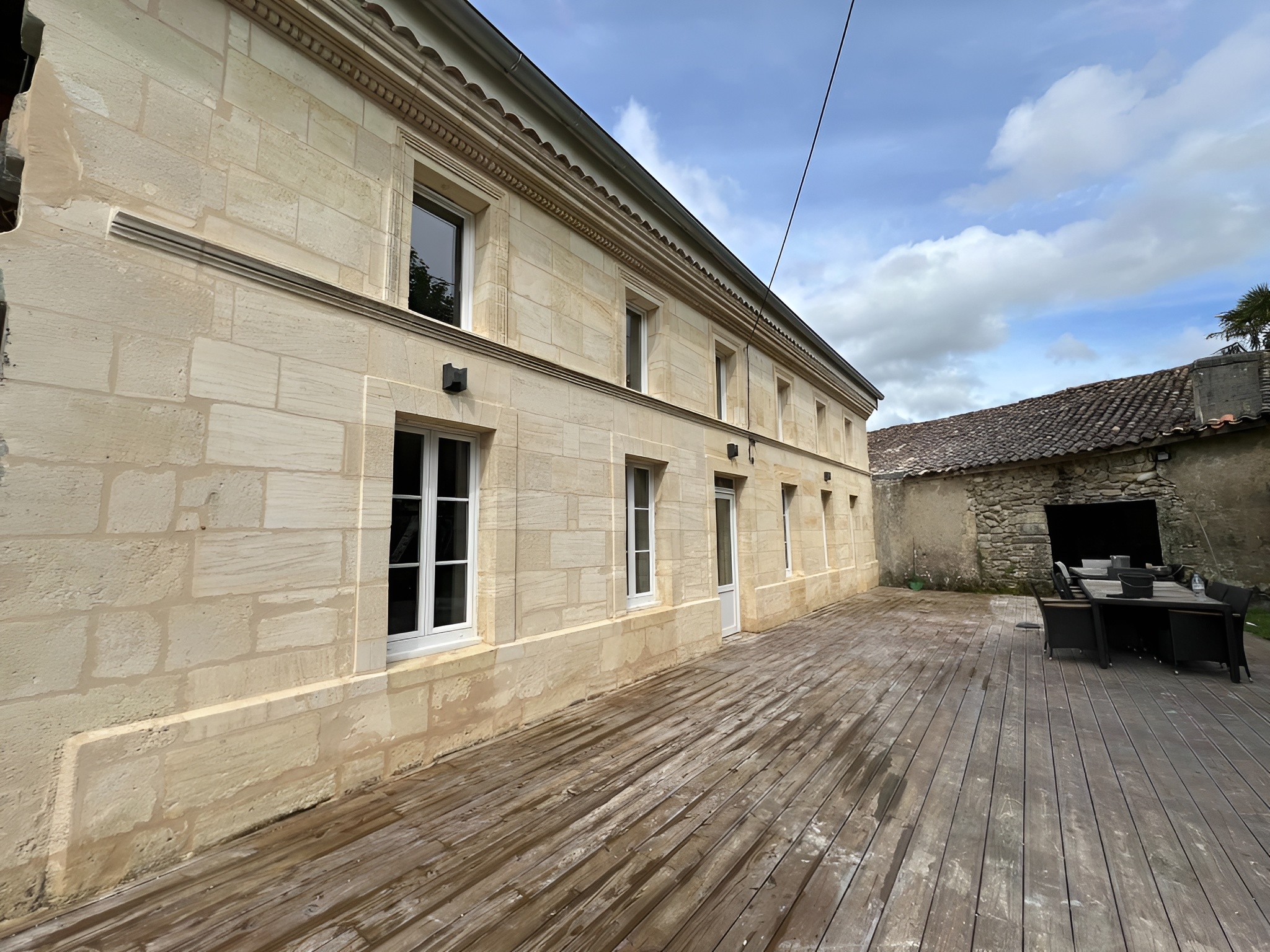 taille de pierre Blaye